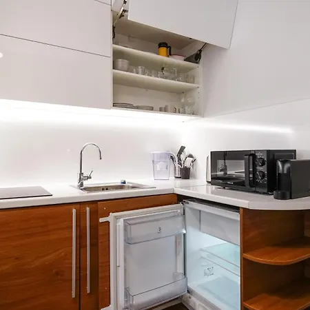 アパート Travelers Heaven Center *