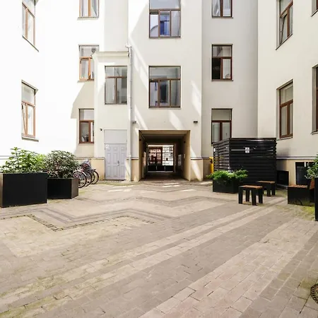 Travelers Heaven Center *